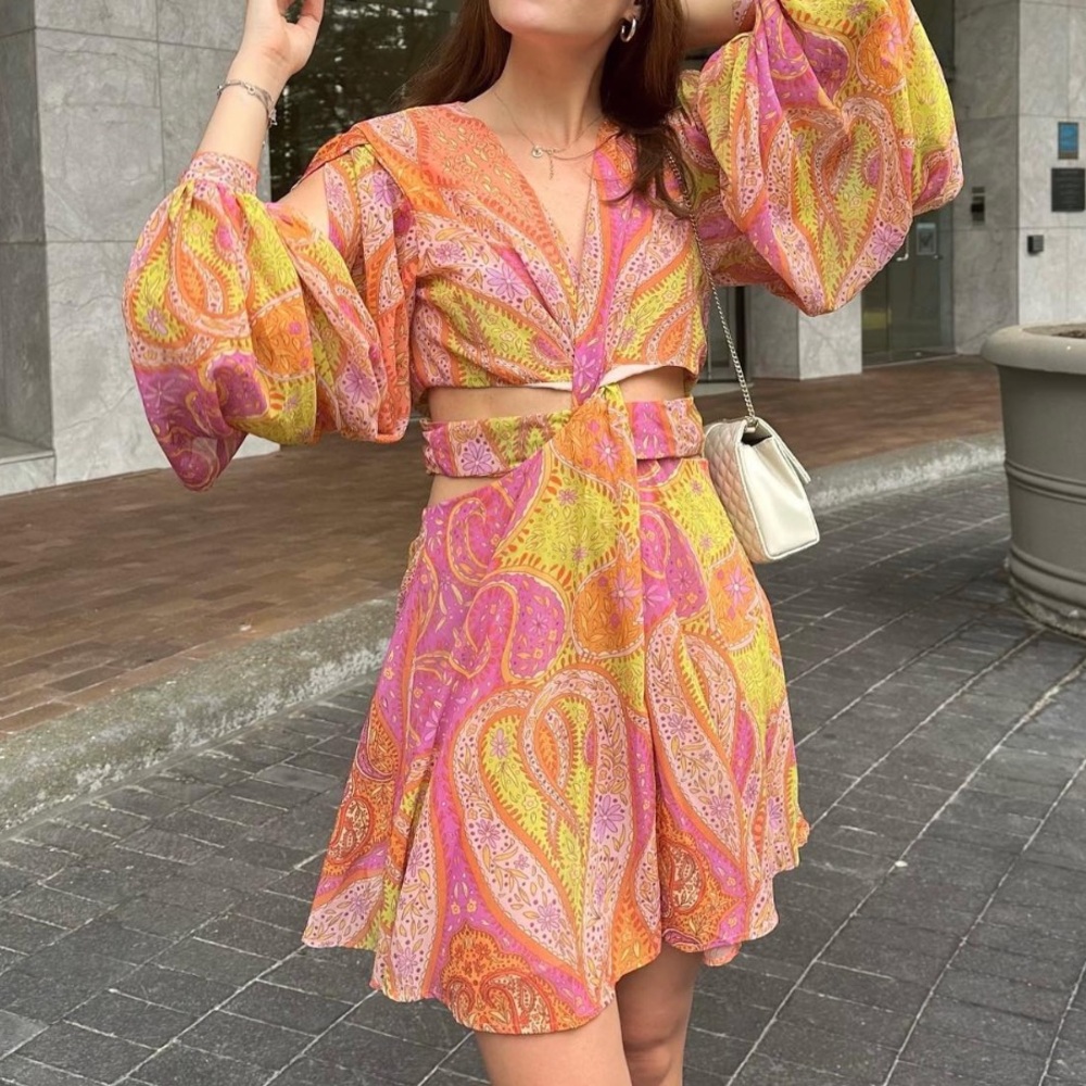 ♥️ Twisted Cut Out Parsley Chiffon Dress